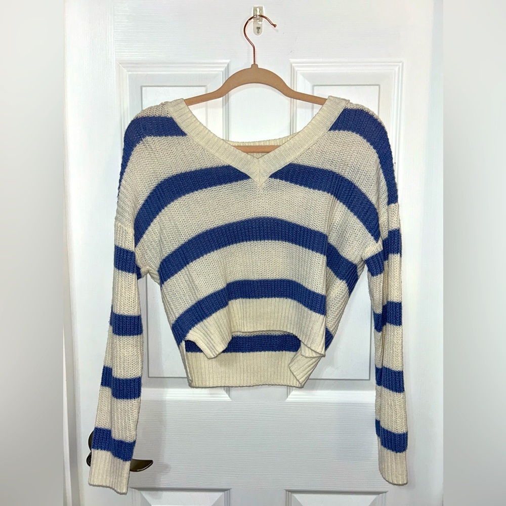 Wild Fable Stripped V-Neck Sweater